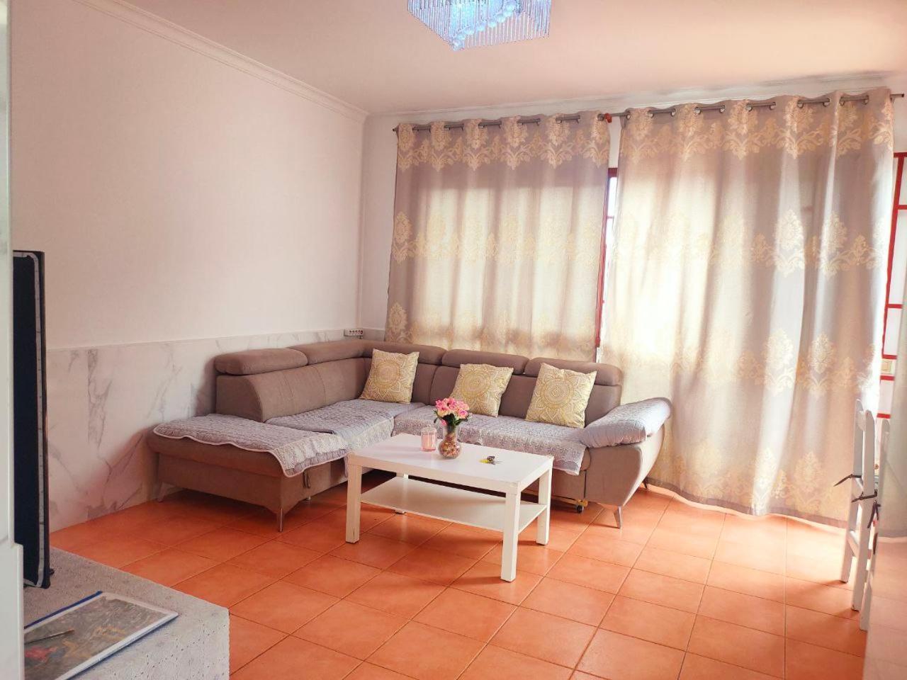 Big Villa Puerto Rico Streetfront With Private Saltwater Jacuzzi Pool, Bbq, Kitchen & 3 Terraces Near Shopping Center Puerto Rico (Gran Canaria) Kültér fotó