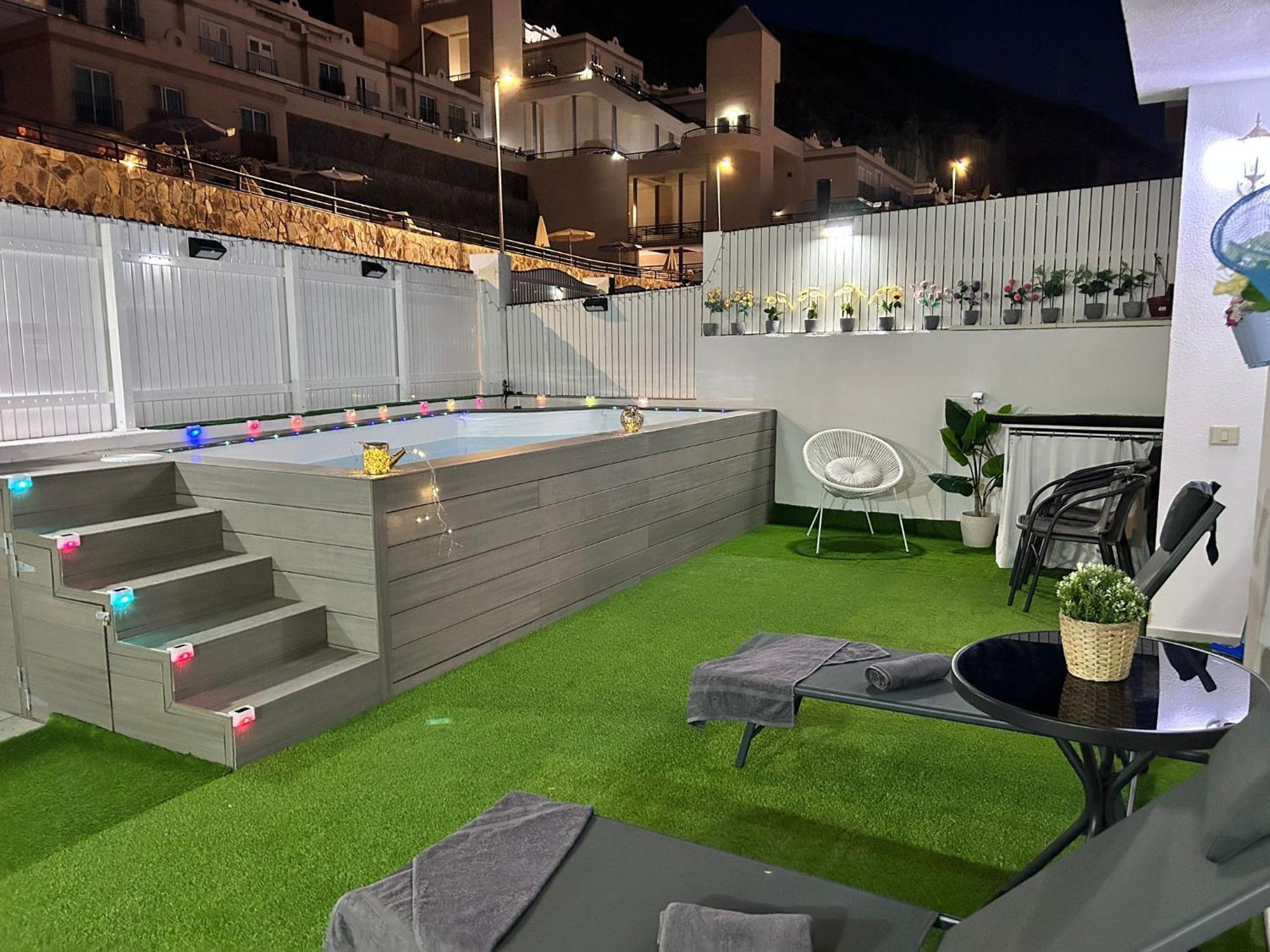 Big Villa Puerto Rico Streetfront With Private Saltwater Jacuzzi Pool, Bbq, Kitchen & 3 Terraces Near Shopping Center Puerto Rico (Gran Canaria) Kültér fotó